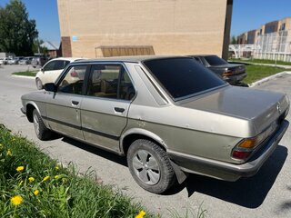 1983 BMW 5 серии 518 II (E28), серебристый, 170000 рублей, вид 4