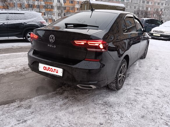 2021 Volkswagen Polo VI, чёрный, 1790000 рублей - вид 3