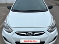 2013 Hyundai Solaris I, белый, 800000 рублей - вид 2