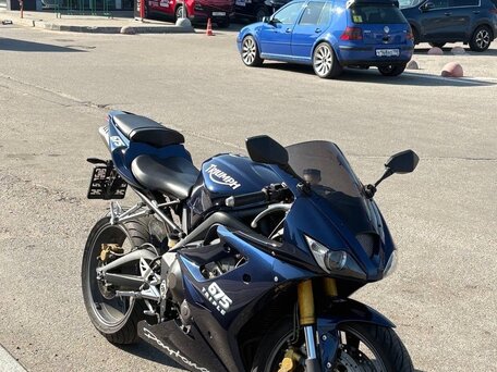 2008 Triumph Daytona 675, синий, 690000 рублей, вид 4
