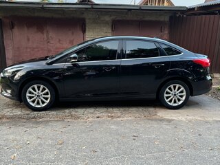 2018 Ford Focus III Рестайлинг, чёрный, 1600000 рублей, вид 5