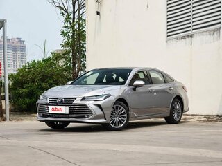 2026 Toyota Avalon V Рестайлинг 2, серебристый, 4180000 рублей, вид 1