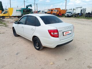 2023 Lada (ВАЗ) Granta I Рестайлинг, белый, 725000 рублей, вид 4