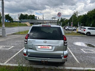 2006 Toyota Land Cruiser Prado 120 Series, серый, 1750000 рублей, вид 3