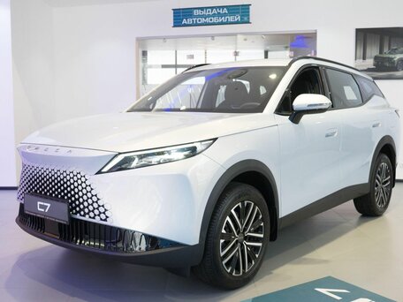 Omoda C7