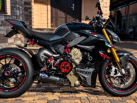 2024 Ducati Streetfighter V4, серый, 2585800 рублей, вид 5