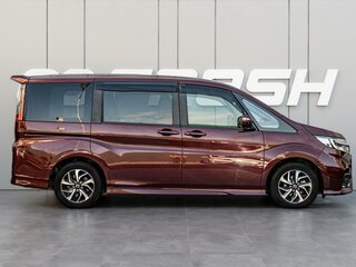 2021 Honda Stepwgn Spada V Рестайлинг, красный, 2650000 рублей, вид 5