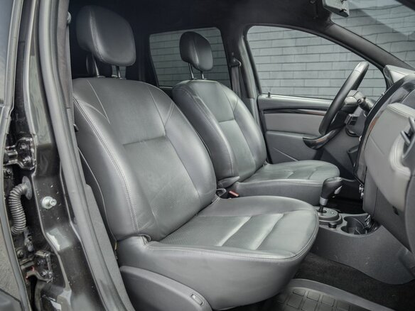 2016 Renault Duster I Рестайлинг, чёрный, 946000 рублей - вид 4
