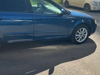 2004 Audi A4 II (B6), синий, 630000 рублей, вид 4