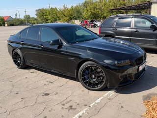 2012 BMW 5 серии 535i VI (F10/F11/F07), чёрный, 2450000 рублей, вид 2