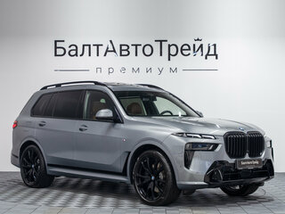 2026 BMW X7 40d I (G07) Рестайлинг, серый, 18300000 рублей, вид 5
