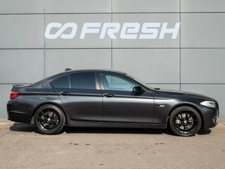 2010 BMW 5 серии 550i VI (F10/F11/F07), серый, 2670000 рублей, вид 5