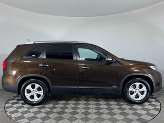 2015 Kia Sorento II Рестайлинг, коричневый, 1750000 рублей, вид 4