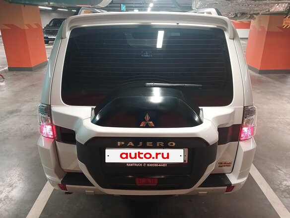 2019 Mitsubishi Pajero IV Рестайлинг 2, белый, 4700000 рублей - вид 6
