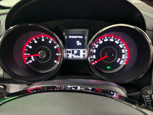 2018 SsangYong Tivoli I, белый, 1900000 рублей - вид 6