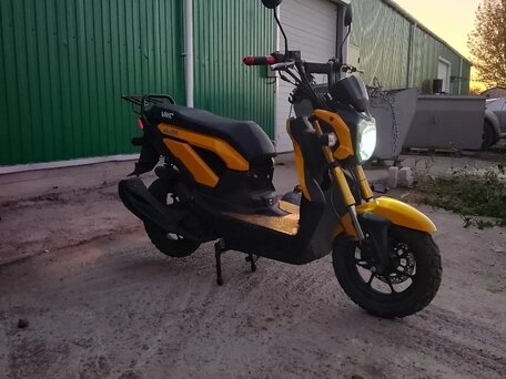 2024 VMC (Vento) Naked, жёлтый, 75000 рублей, вид 1