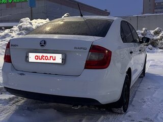2014 Skoda Rapid I, белый, 600000 рублей, вид 4