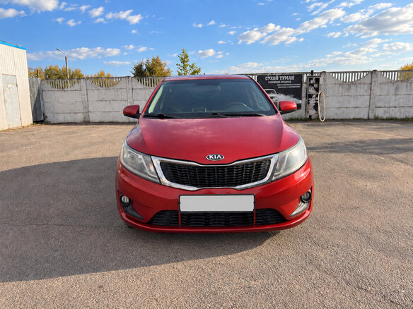 2014 Kia Rio III, красный, 735000 рублей - вид 1