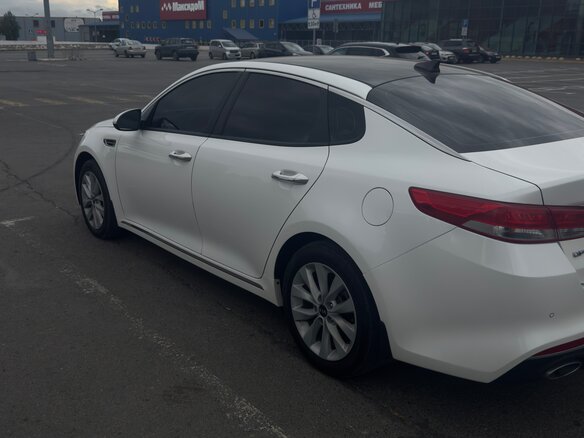 2017 Kia Optima IV, белый, 1790000 рублей - вид 2