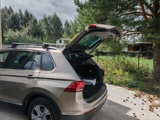 2020 Volkswagen Tiguan II Рестайлинг, бежевый, 3150000 рублей, вид 5