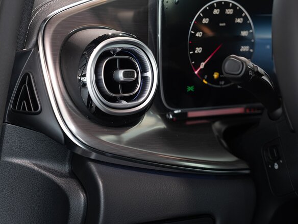 2026 Mercedes-Benz V-Класс Extra Long 300 d экстра длинный III (W447) Рестайлинг 2, чёрный, 14500000 рублей - вид 15
