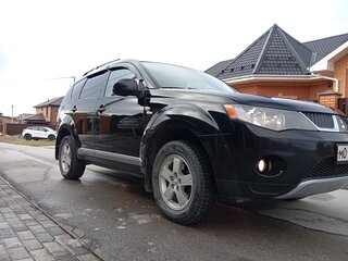 2008 Mitsubishi Outlander II, чёрный, 1250000 рублей, вид 3