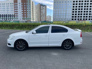 2012 Skoda Octavia RS II Рестайлинг, белый, 1650000 рублей, вид 4