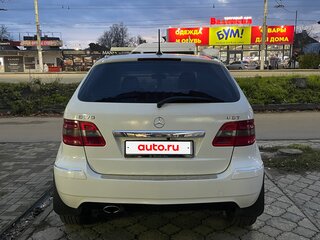 2009 Mercedes-Benz B-Класс 180 NGT I (W245) Рестайлинг, белый, 800000 рублей, вид 4