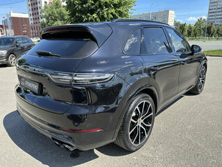 2018 Porsche Cayenne Turbo III, чёрный, 8290000 рублей, вид 5
