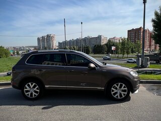 2014 Volkswagen Touareg II, коричневый, 2099000 рублей, вид 3