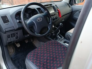 2013 Toyota Hilux VII Рестайлинг, серебристый, 2050000 рублей, вид 5