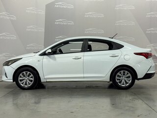 2020 Hyundai Solaris II Рестайлинг, белый, 830000 рублей, вид 2