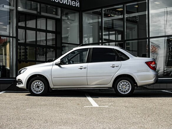 2026 Lada (ВАЗ) Granta I Рестайлинг, серебристый, 1121000 рублей - вид 9