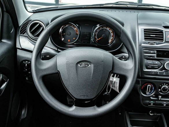 2026 Lada (ВАЗ) Granta Cross I Рестайлинг, серебристый - вид 13