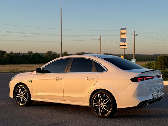 2023 Kaiyi E5, белый, 1300000 рублей - вид 10