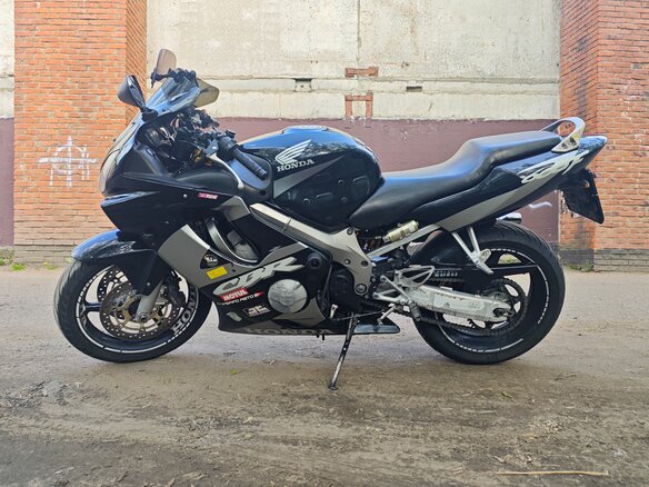 2001 Honda CBR 600F, чёрный, 380000 рублей - вид 5