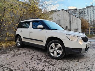 2011 Skoda Yeti I, белый, 599999 рублей, вид 1