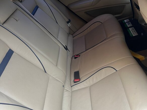 2011 BMW X6 35i 8-speed I (E71), белый - вид 9