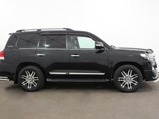 2016 Toyota Land Cruiser 200 Series Рестайлинг 2, чёрный, 5115000 рублей, вид 3