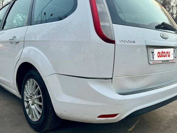 2011 Ford Focus II Рестайлинг, белый, 430000 рублей - вид 8