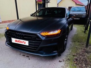 2020 Audi A7 55 TFSI II (4K), серый, 4990000 рублей, вид 4