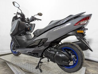 2017 Suzuki Burgman (SkyWave) 400, серый, 639000 рублей, вид 4