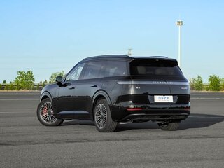 2026 Lynk & Co 900, чёрный, 7500333 рублей, вид 4