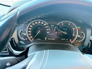 2018 BMW 5 серии 520d xDrive VII (G30/G31/G38), чёрный, 2600000 рублей, вид 5