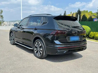 2024 Volkswagen Tiguan Allspace II Рестайлинг, чёрный, 4150000 рублей, вид 4
