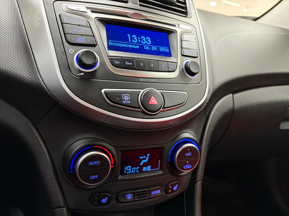 2016 Hyundai Solaris I Рестайлинг, красный, 1198000 рублей - вид 14