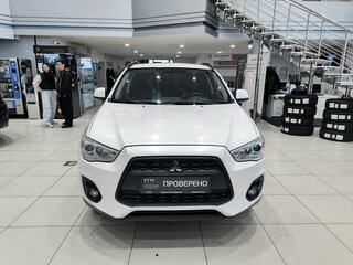 2014 Mitsubishi ASX I Рестайлинг, белый, 1399000 рублей, вид 2