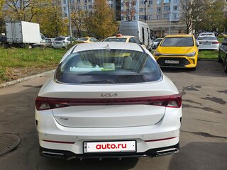 2021 Kia K5 III, белый, 3000000 рублей, вид 5