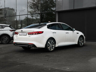 2016 Kia Optima IV, белый, 2049000 рублей, вид 4
