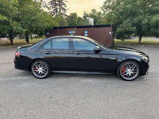 2021 Mercedes-Benz E-Класс AMG 63 AMG S V (W213) Рестайлинг, чёрный, 12000000 рублей, вид 3